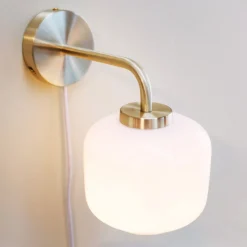 Arp Ø15 vägglampa