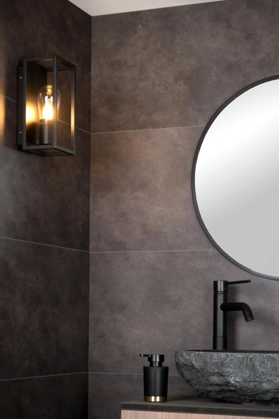 Carlyn 25cm badrumslampa
