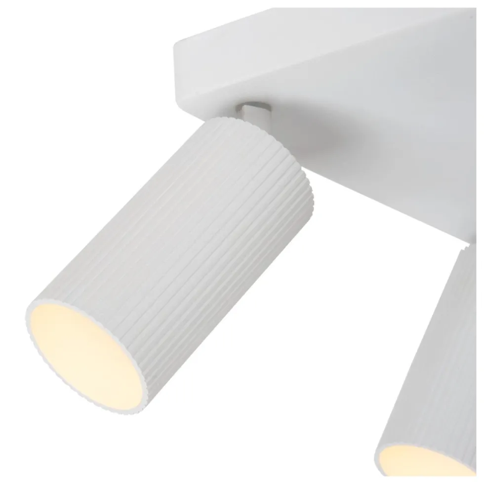 Clubs 4 spotlight