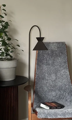 Coni golvlampa