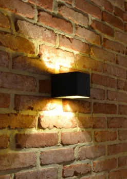 Devi 10cm vägglampa