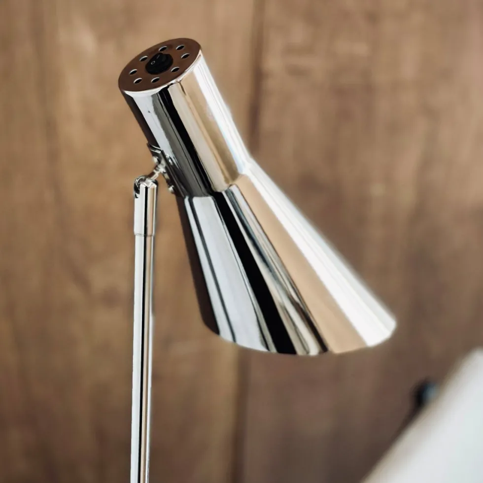 DL12 golvlampa