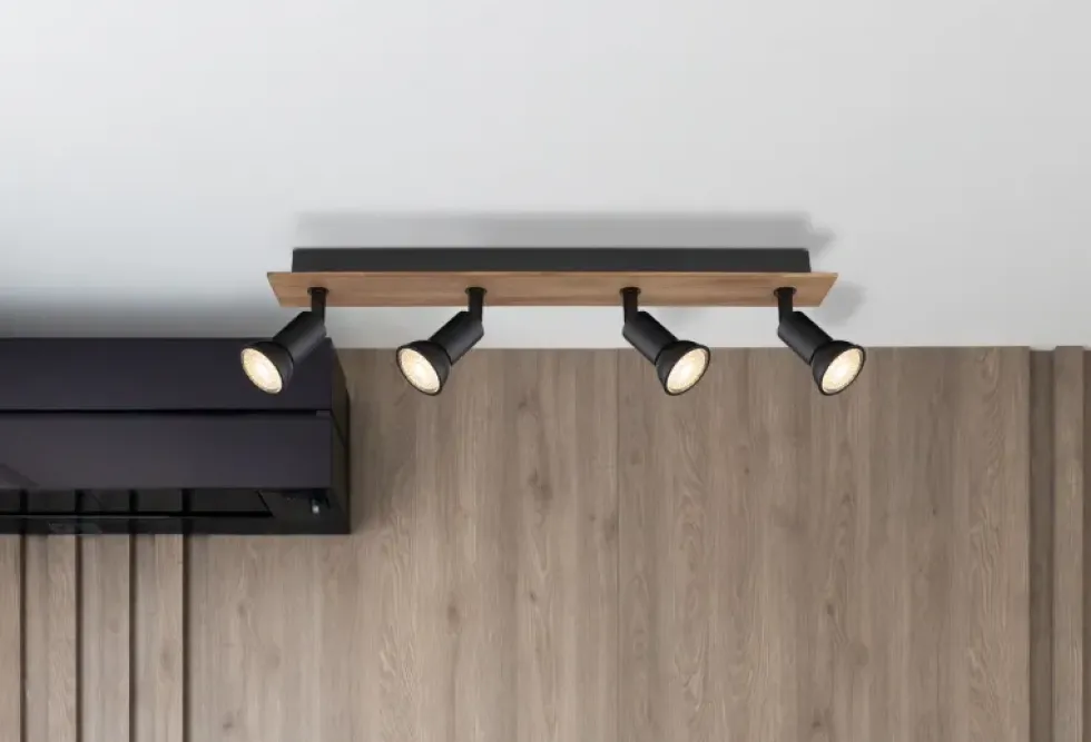 Drew 4 spotlight