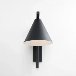 Form 23cm vägglampa