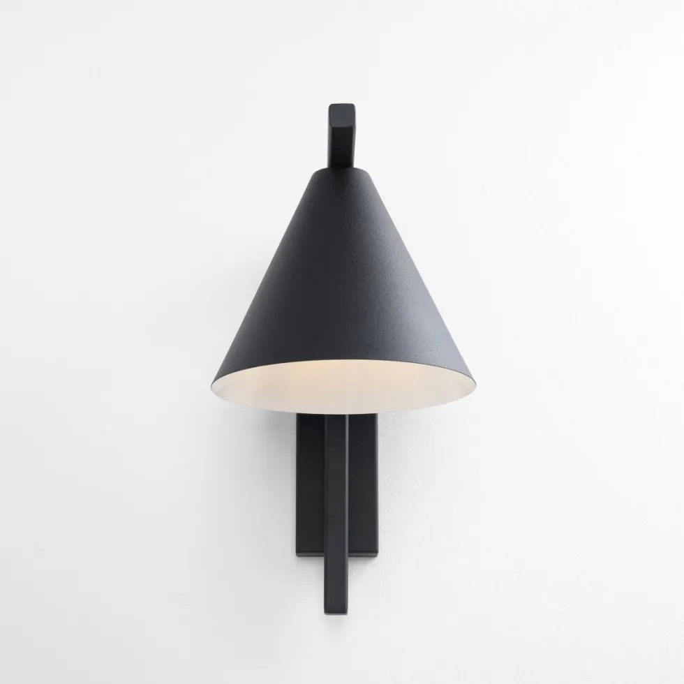 Form 23cm vägglampa