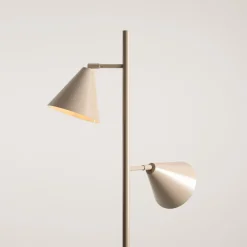 Form 2 golvlampa