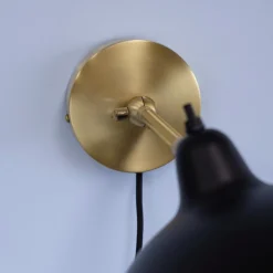 Futura 43cm vägglampa