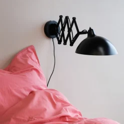 Futura 60cm vägglampa