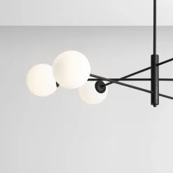 Homme 108cm plafond