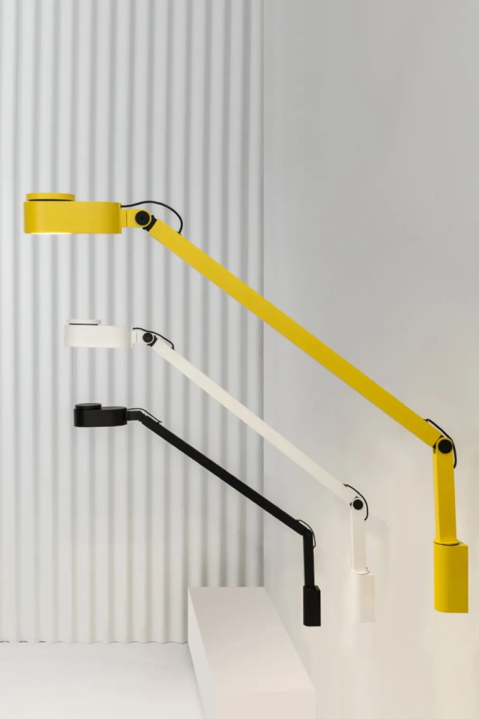 Inviting 86cm vägglampa