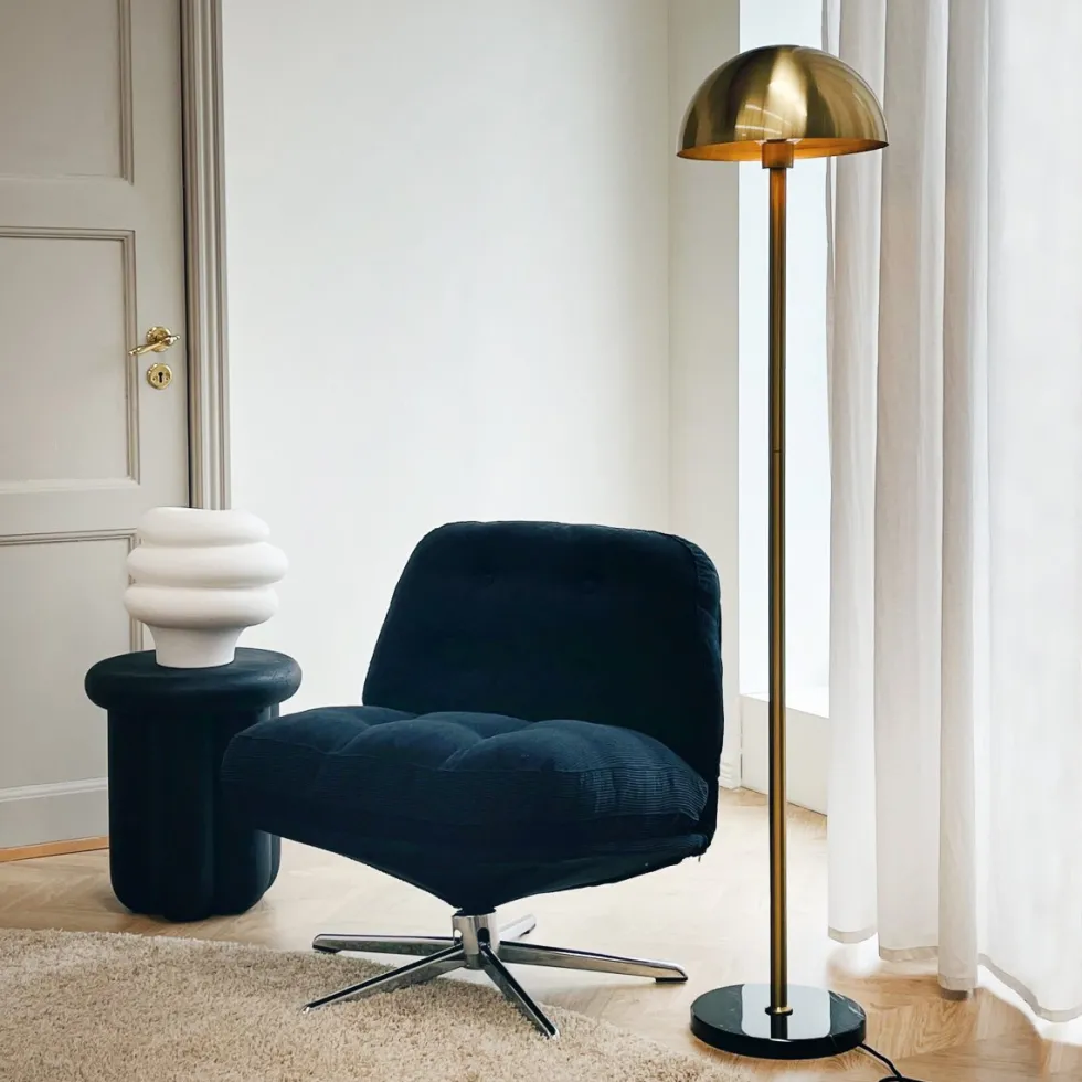 Menton golvlampa