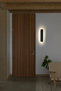 Novo 50cm vägglampa