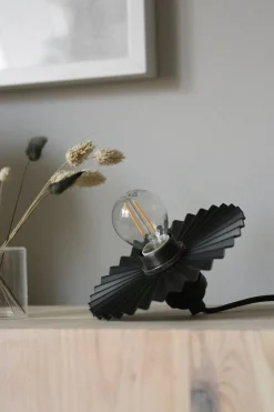 Omega Ø15 fönsterlampa