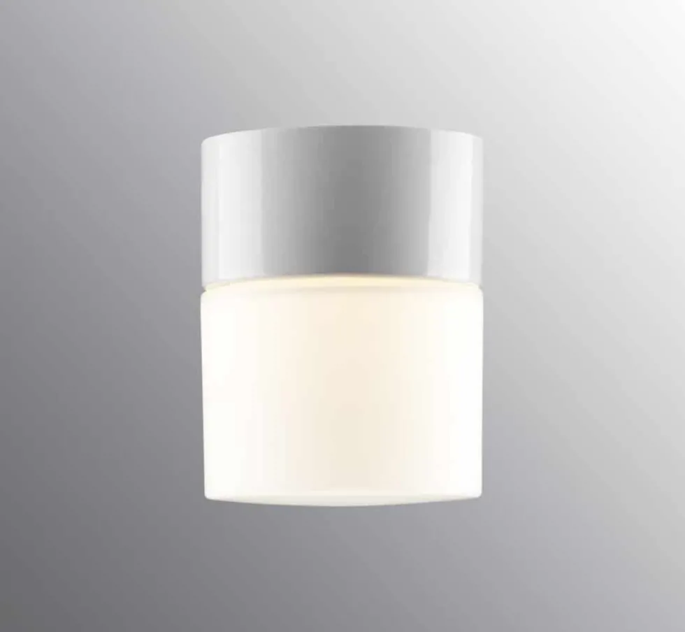 Opus 100/125 badrumslampa