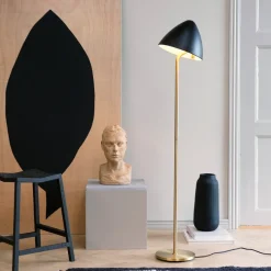 Oulu golvlampa