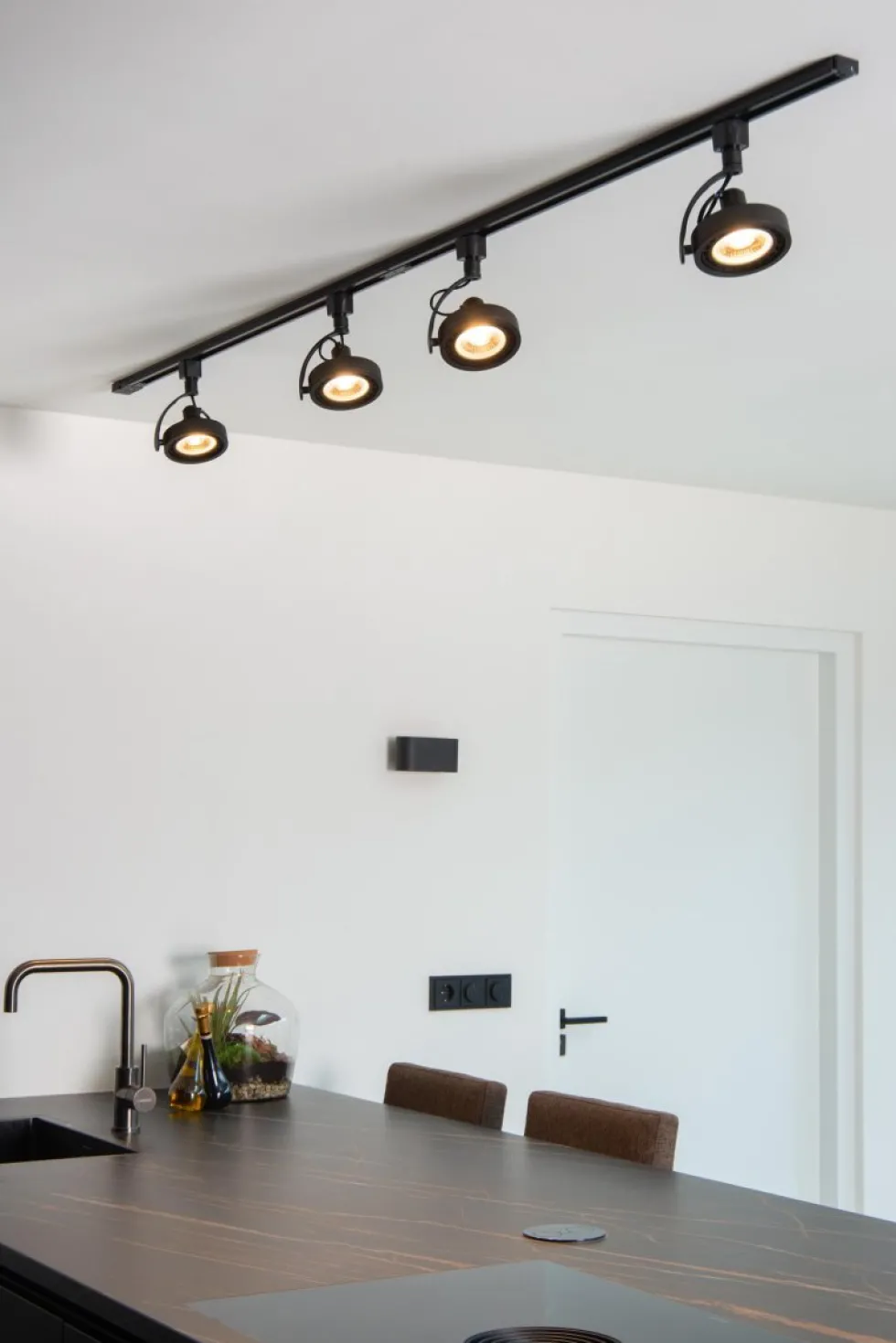 Spotlight Dorian ES111