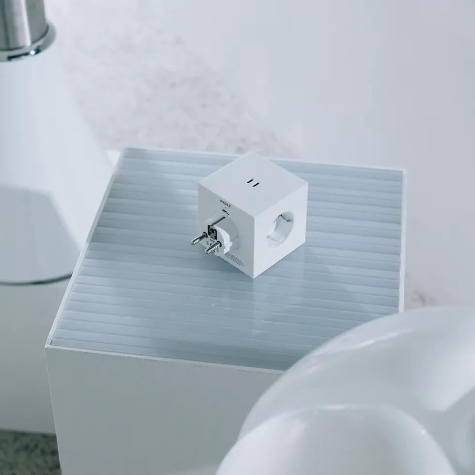 Square 2 Socket extender with 30W Dual USBC, Martinelli Luce edition