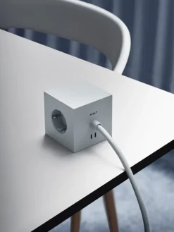 Square 1 with 30W Dual USBC & Magnetic base, 1.8m