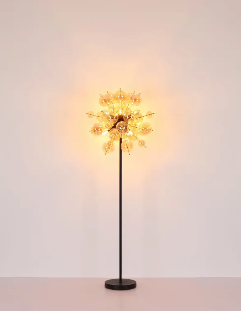 Udo golvlampa