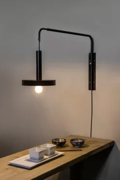 Whizz 70cm vägglampa